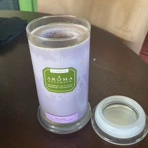 Beautiful Aroma candle with lid